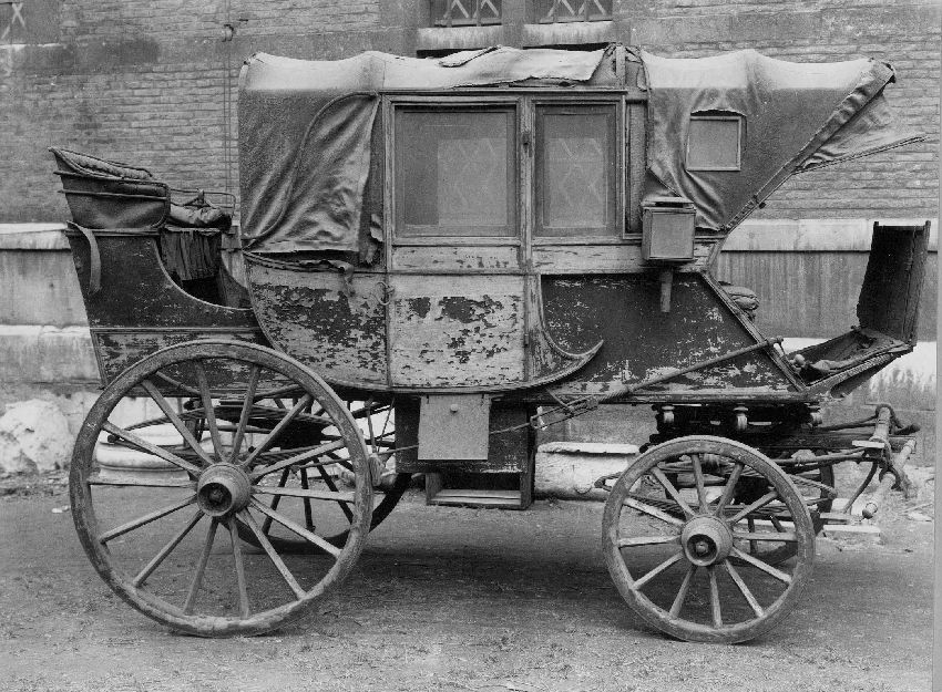 Marianne North travels in a type of 19th century horse-drawn carriage called a diligence privée